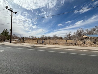 461 Los Lentes Rd SE, Los Lunas, NM 87031