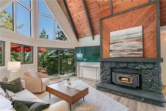 26838 Huron Rd, Lake Arrowhead, CA 92352