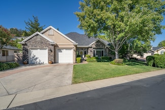 3179 Pinot Path, Redding, CA 96001