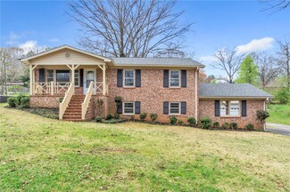 411 River Rd, Piedmont, SC 29673