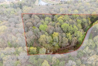 10835 Wildlife Rd, Charlotte, NC 28278