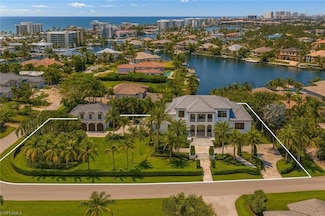 275 Springline Dr, Naples, FL 34102