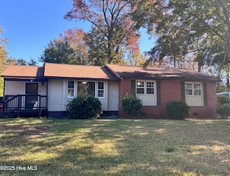 404 Decatur Rd, Jacksonville, NC 28540