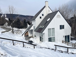 104 Spring Fling Rd Unit 25, Warren, VT 05674