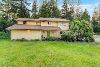 4984 Azalea Dr, Grants Pass, OR 97526