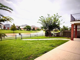 11215 Burmese Ln, Sugar Land, TX 77478