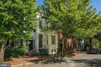 1423 34th St NW, Washington, DC 20007