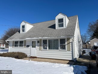 106 Glen Mawr Dr, Ewing, NJ 08618