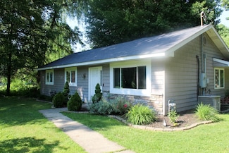 2135 Lohrer Rd, Fairview, PA 16415