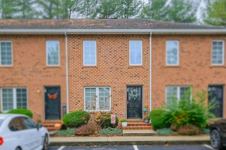 23 Lexington Ave, Lexington, VA 24450