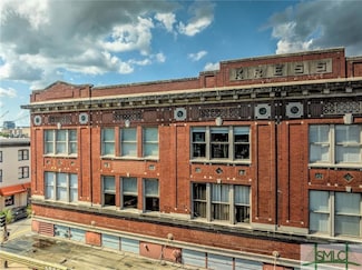 122 W Broughton St Unit 202, Savannah, GA 31401