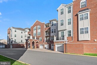 10273 Fountain Cir Unit 204, Manassas, VA 20110