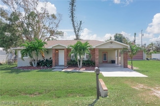 5807 Cubles Dr, Bokeelia, FL 33922