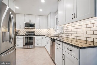 10212 Provincetown Ct, Fairfax, VA 22032