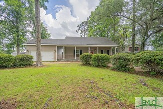 1513 Lake Dr, Midway, GA 31320