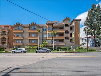 4301 Fulton Ave Unit 303, Sherman Oaks, CA 91423