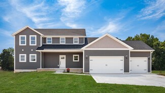 819 Mandy Ln, Newark, OH 43055
