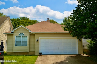 5807 Hudson Lake Dr, Louisville, KY 40291