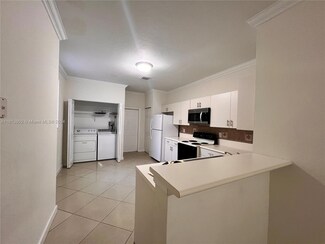 4014 Peppertree Dr, Weston, FL 33332