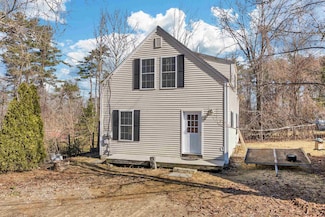 328 S Main St, Wolfeboro, NH 03894