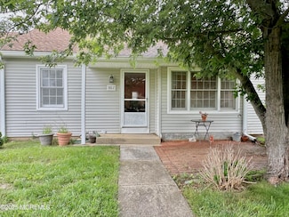 86 Jamestown Rd Unit C, Freehold, NJ 07728