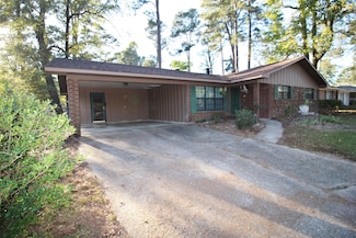 9438 Shartel Dr, Shreveport, LA 71118