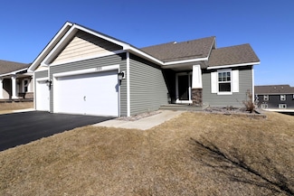 1989 Attenborough St, Shakopee, MN 55379