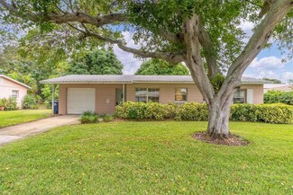 5748 5th St S, Saint Petersburg, FL 33705