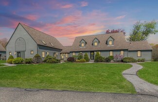 64 Montrose Dr, Stratham, NH 03885
