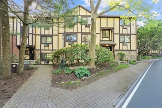 50 Aiken St Unit 434, Norwalk, CT 06851