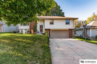 11123 U St, Omaha, NE 68137