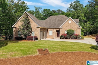 124 Emerald Lake Dr, Pelham, AL 35124