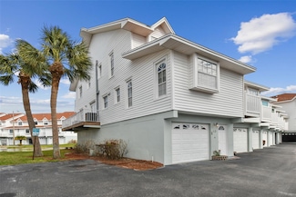 19201 Vista Ln Unit C8, Indian Shores, FL 33785