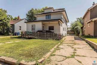 708 S Euclid Ave, Sioux Falls, SD 57104