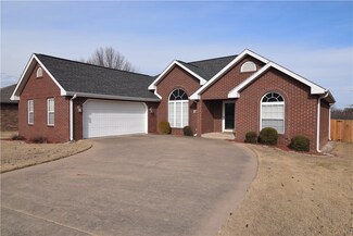 500 Primrose Ave, Siloam Springs, AR 72761