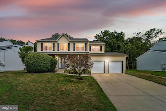 13 W Annapolis Dr, Sicklerville, NJ 08081