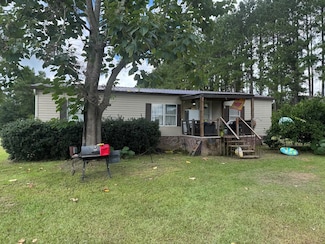 110 Southern Living Dr, Ochlocknee, GA 31773