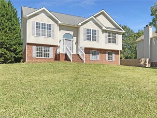 4089 Tolley Ridge Ln, Winston Salem, NC 27106