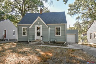 3825 A St, Lincoln, NE 68510