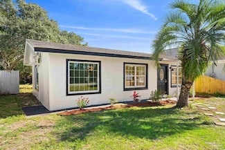 610 Lake Powell Dr, Panama City Beach, FL 32413