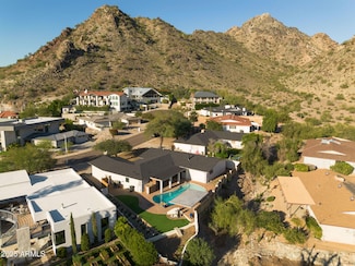 2439 E Lincoln Cir, Phoenix, AZ 85016