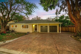 1300 Rosemary Ln, Concord, CA 94518