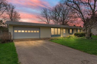 204 W 15th St, La Porte, IN 46350