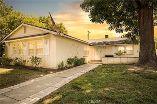 23016 Saticoy St, Canoga Park, CA 91304