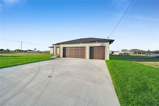 9 NE 5th Terrace, Cape Coral, FL 33909