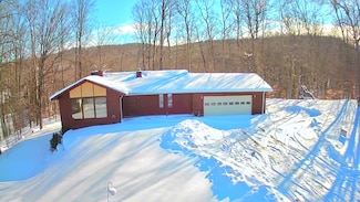 498 Hull St, Boyne City, MI 49712