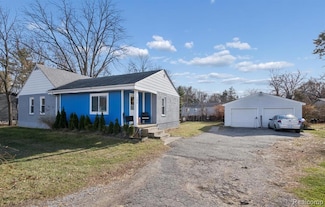 290 Vinona Terrace, Commerce Township, MI 48382