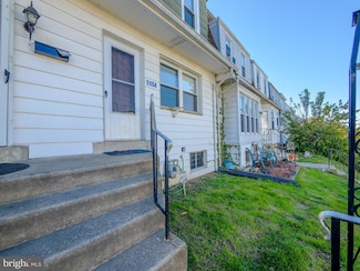 7154 Ruskin Ln, Upper Darby, PA 19082