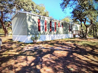 135 Carolina St, Carrabelle, FL 32322