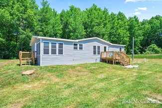 7500 Eisenhower Rd, Lakeview, MI 48850